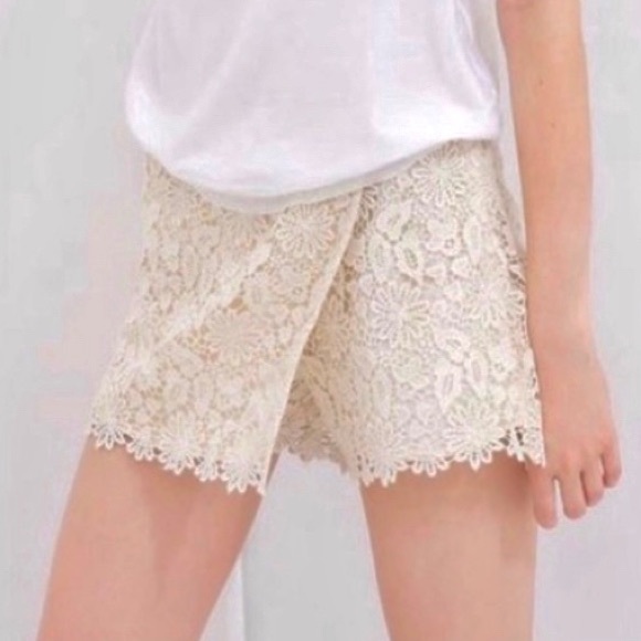 ZARA Basic Crochet Ivory Skort - Size: S - Picture 1 of 8
